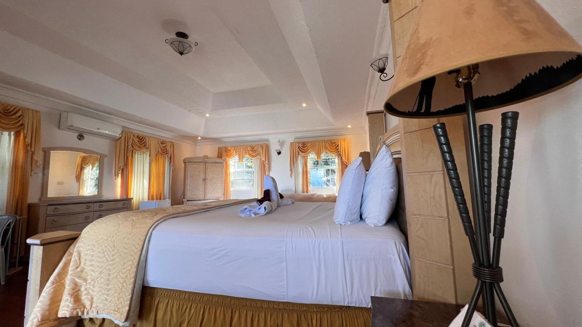 All Nations Guest House 포트안토니오 외부 사진