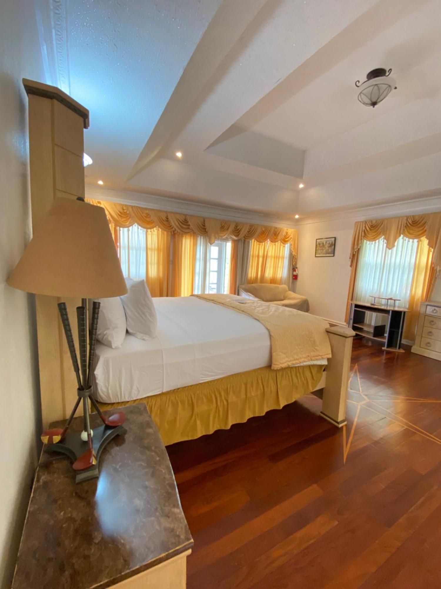 All Nations Guest House 포트안토니오 외부 사진